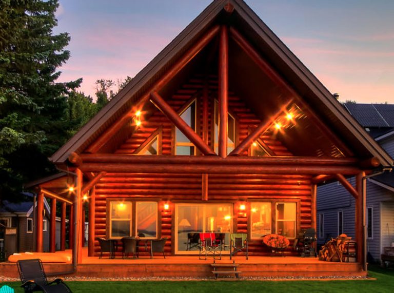 half round log siding chinkless Sascho Chestnut