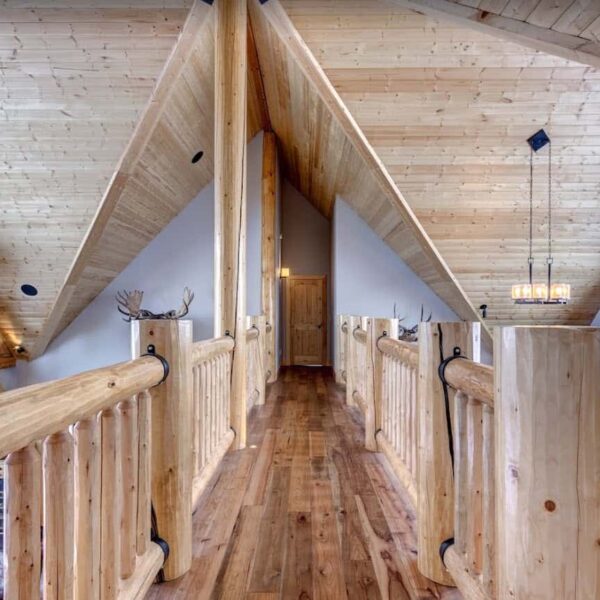 Log Newel Post Interior